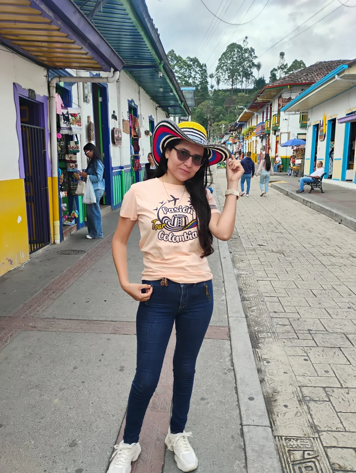 Salento, Colombia: calles coloridas y miradores del Valle de Cocora — qué ver y mejores tours