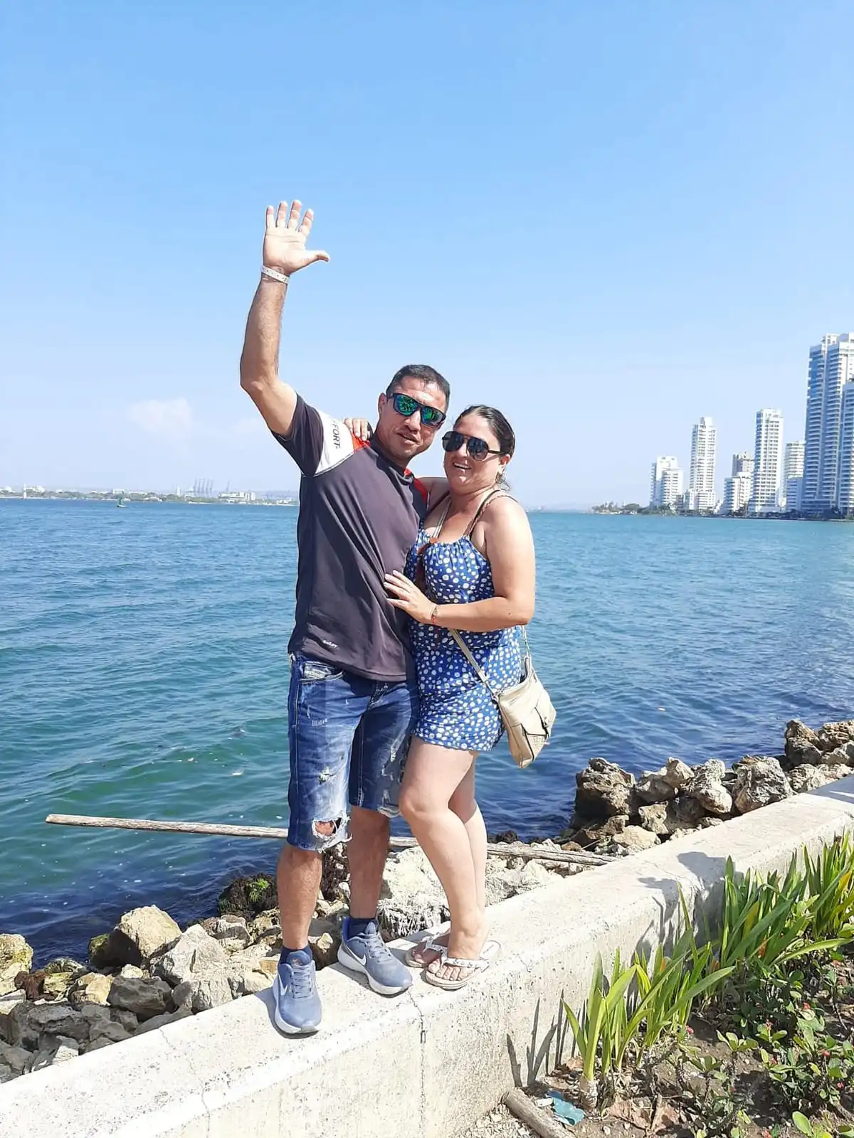 Cartagena de Indias: ciudad amurallada, mar Caribe y balcones coloniales — guía de turismo y qué ver